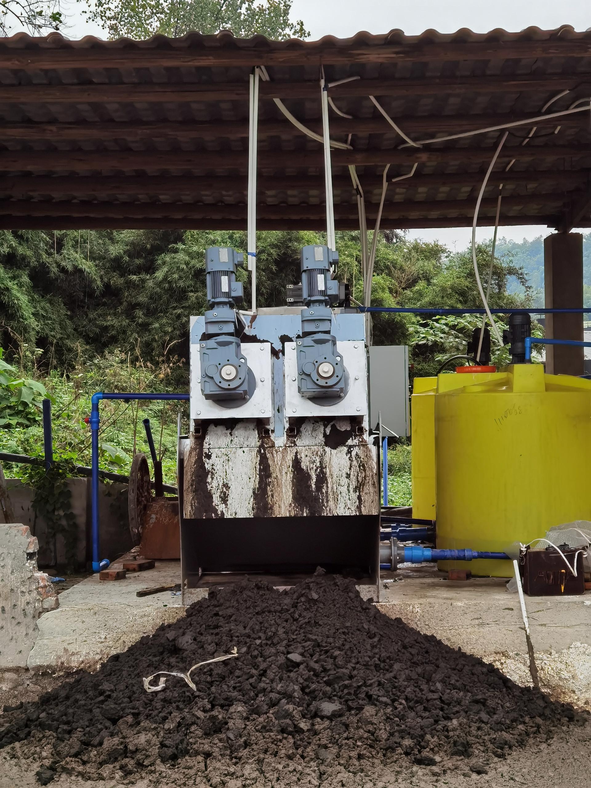 養(yǎng)豬場(chǎng)疊螺機(jī) 養(yǎng)豬場(chǎng)疊螺機(jī)